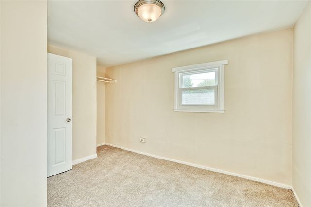 15 Woodneath Cres, East Rochester, NY 14445