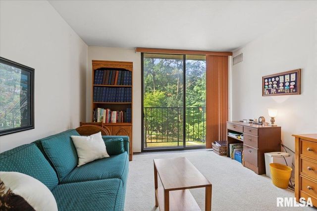 1800 7TH Street 2A, East Moline, IL 61244