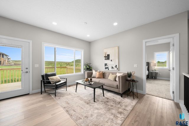 6100 N Seubert Ave, Sioux Falls, SD 57104