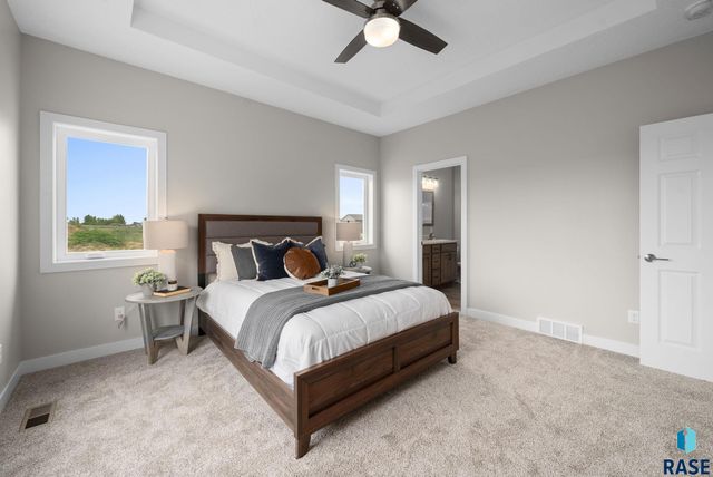 6100 N Seubert Ave, Sioux Falls, SD 57104