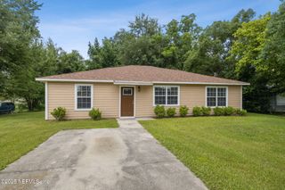 423 SOUTH Boulevard, Macclenny, FL 32063