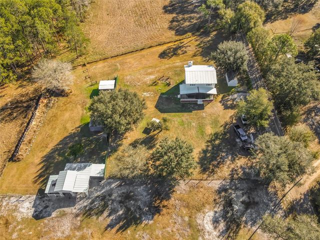 8651 WEE FARMS LANE, Polk City, FL 33868