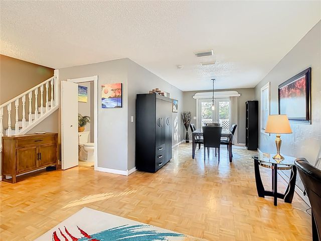 8651 WEE FARMS LANE, Polk City, FL 33868