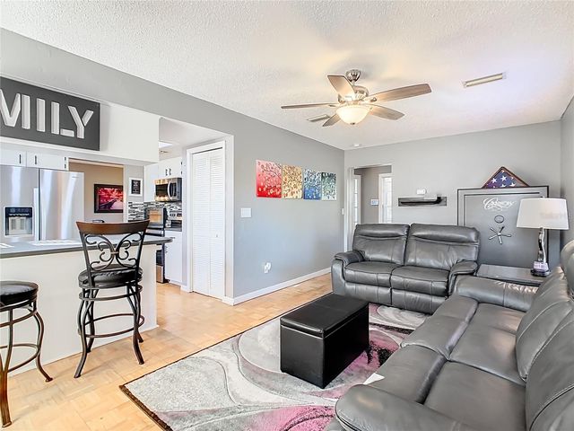 8651 WEE FARMS LANE, Polk City, FL 33868