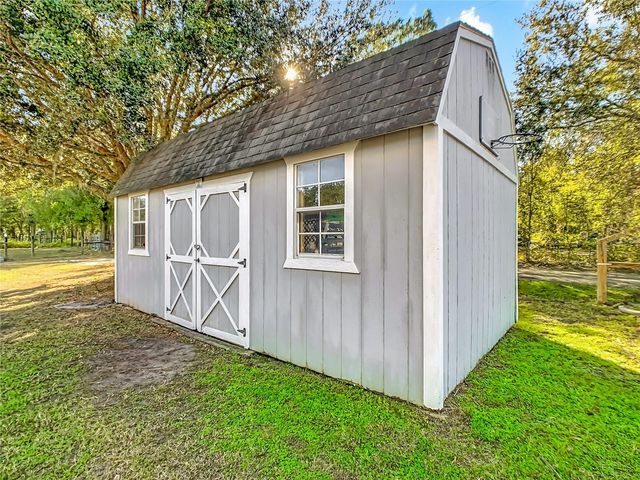 8651 WEE FARMS LANE, Polk City, FL 33868