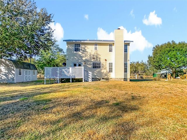 8651 WEE FARMS LANE, Polk City, FL 33868