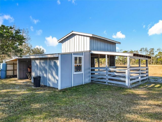 8651 WEE FARMS LANE, Polk City, FL 33868