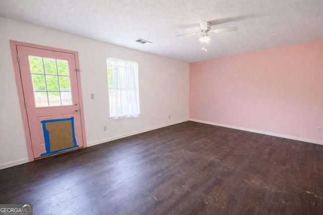 400 Kissee Court, Jackson, GA 30233