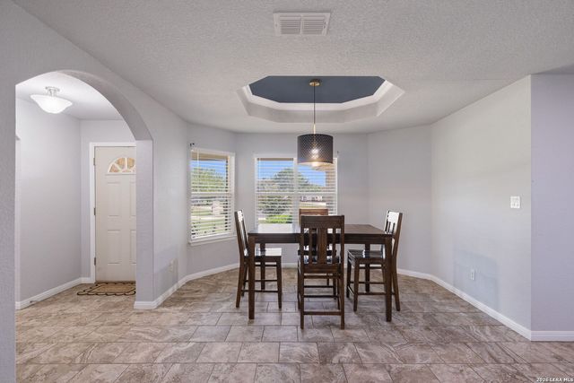 16807 DELANA AVE, Elmendorf, TX 78112