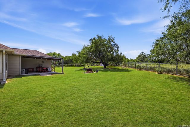 16807 DELANA AVE, Elmendorf, TX 78112