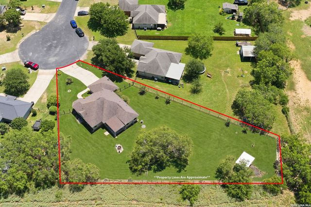 16807 DELANA AVE, Elmendorf, TX 78112