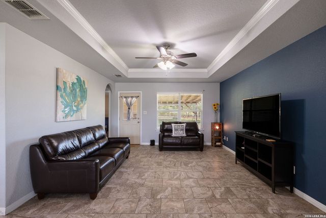 16807 DELANA AVE, Elmendorf, TX 78112