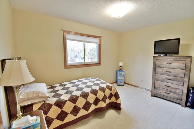 3068 21st Avenue S, Saint Cloud, MN 56301