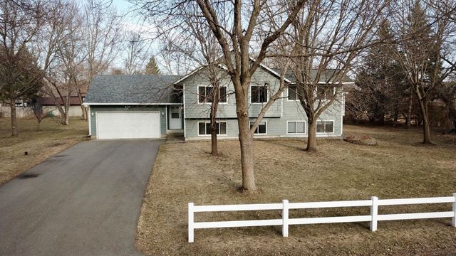 3068 21st Avenue S, Saint Cloud, MN 56301