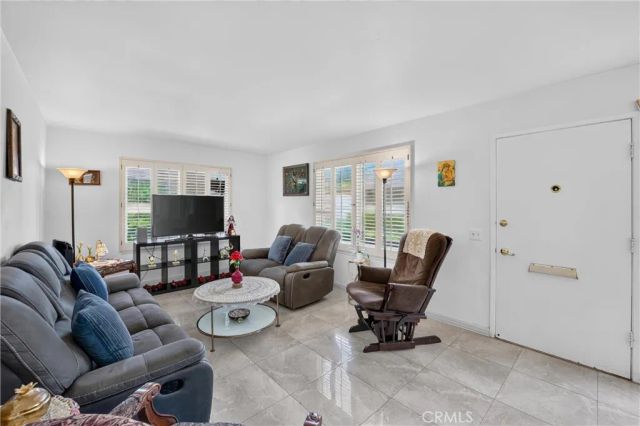 18237 Solano River Court, Fountain Valley, CA 92708