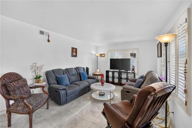 18237 Solano River Court, Fountain Valley, CA 92708