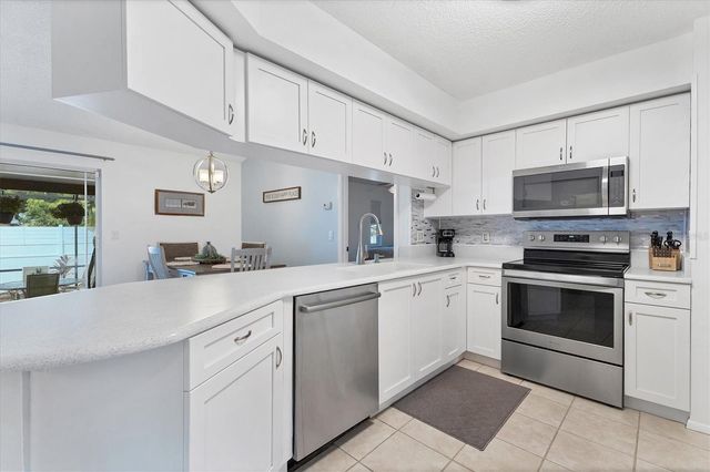 1275 42ND STREET, Sarasota, FL 34234