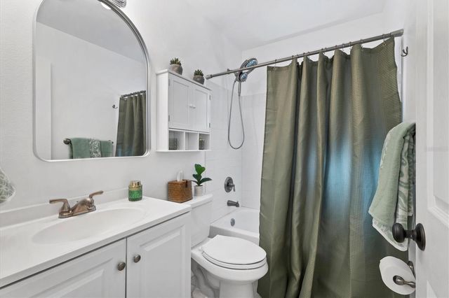 1275 42ND STREET, Sarasota, FL 34234