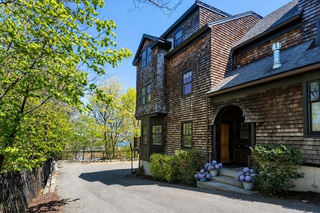 6 Woods Place, Boston, MA 02129