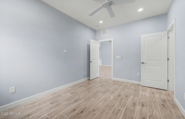 832 E Maddock Road B, Phoenix, AZ 85086