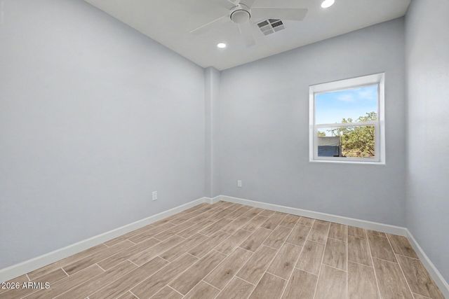 832 E Maddock Road B, Phoenix, AZ 85086