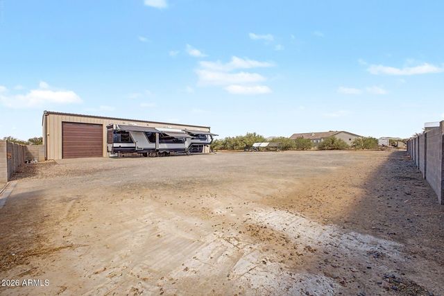 832 E Maddock Road B, Phoenix, AZ 85086