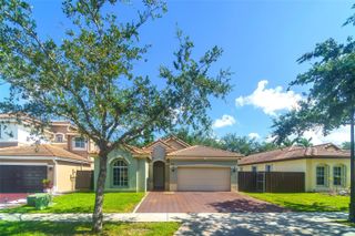 2219 SE 1st St, Homestead, FL 33033