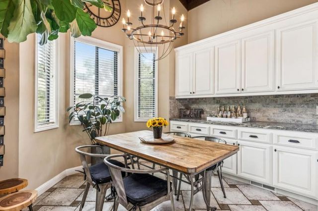 61 Oak Haven Way, Woodside, CA 94062