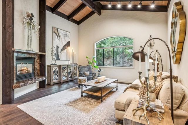 61 Oak Haven Way, Woodside, CA 94062