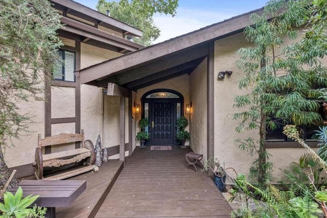 61 Oak Haven Way, Woodside, CA 94062