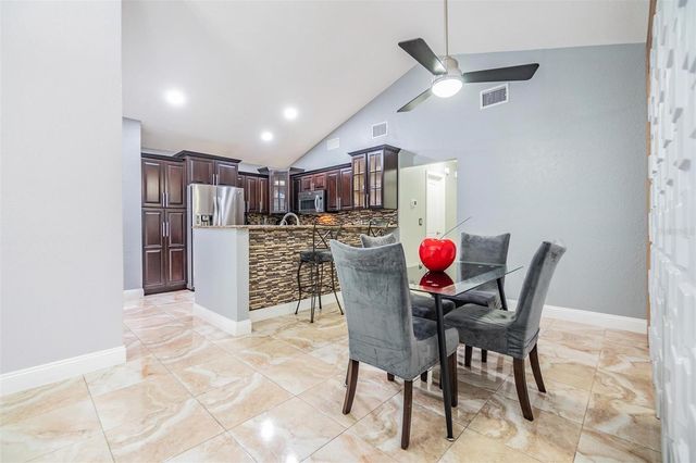 5923 BITTERWOOD COURT, Tampa, FL 33625