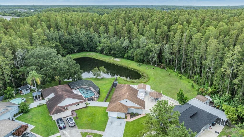 Image 3 of property listing at 5923 BITTERWOOD COURT, Tampa, FL 33625