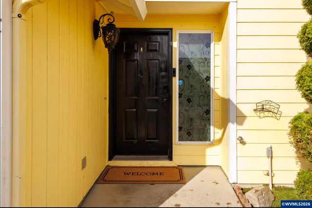 3047 Leah St NE, Salem, OR 97305