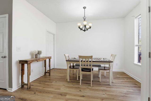 330 Brentwood Drive, Newnan, GA 30263