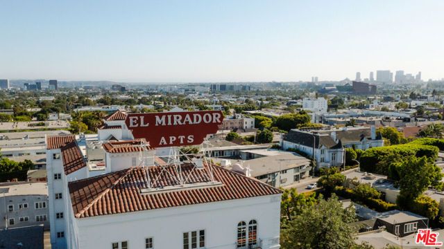 1302 N Sweetzer Avenue 203, West Hollywood, CA 90046