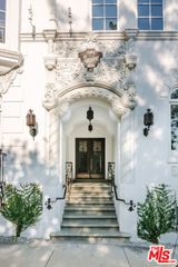 1302 N Sweetzer Avenue 203, West Hollywood, CA 90046