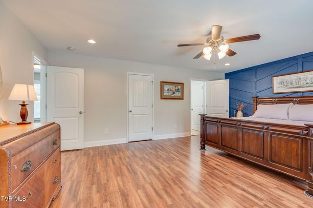 291 Holland View Drive, Jonesborough, TN 37659