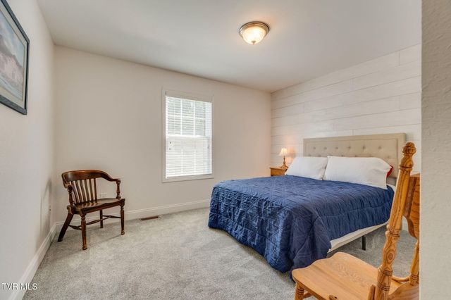 291 Holland View Drive, Jonesborough, TN 37659