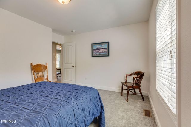 291 Holland View Drive, Jonesborough, TN 37659
