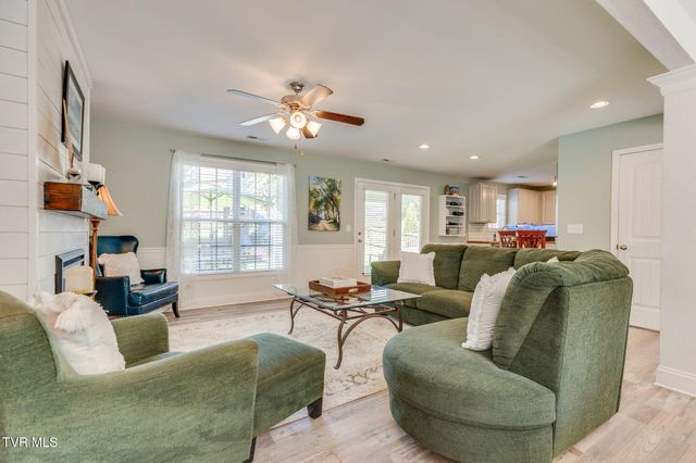 291 Holland View Drive, Jonesborough, TN 37659