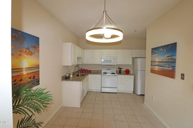2520 Friedland 202, Raleigh, NC 27617