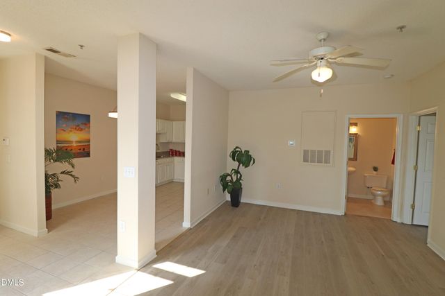 2520 Friedland 202, Raleigh, NC 27617