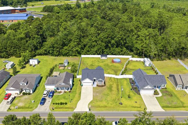 217 Perrin Rd., Loris, SC 29569