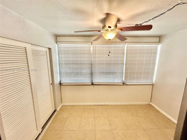 2213 NE 1st Court 203, Boynton Beach, FL 33435