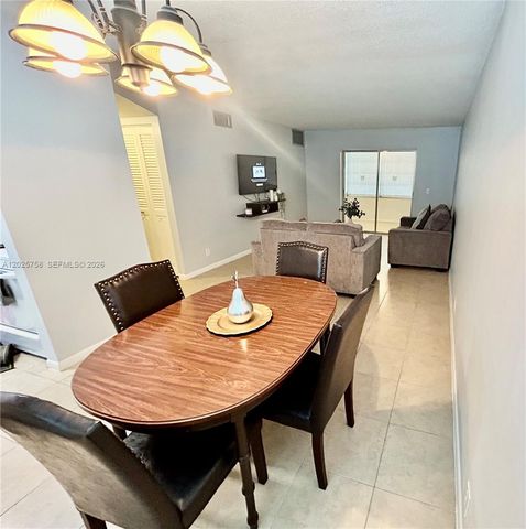 2213 NE 1st Court 203, Boynton Beach, FL 33435