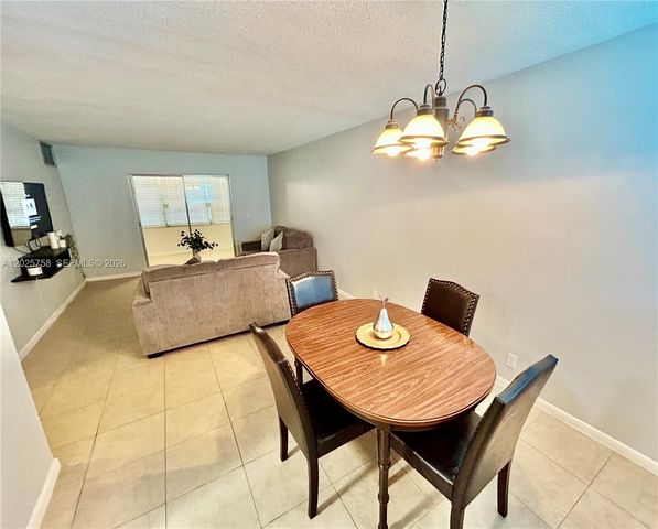2213 NE 1st Court 203, Boynton Beach, FL 33435
