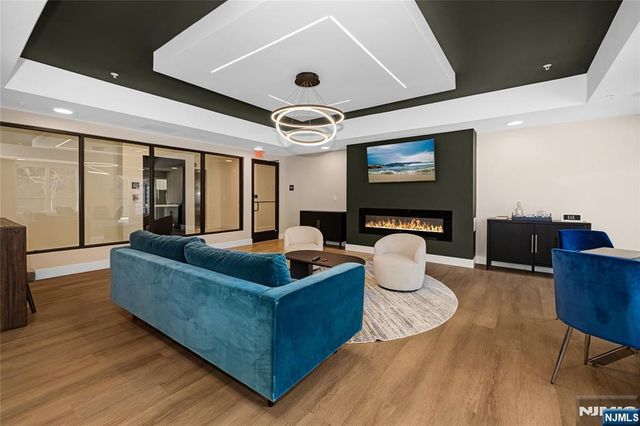 1435 10th Street 209, Fort Lee, NJ 07024