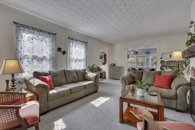 356 Lakeshore Drive W, Hebron, OH 43025