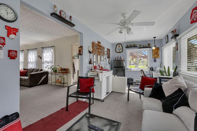 356 Lakeshore Drive W, Hebron, OH 43025