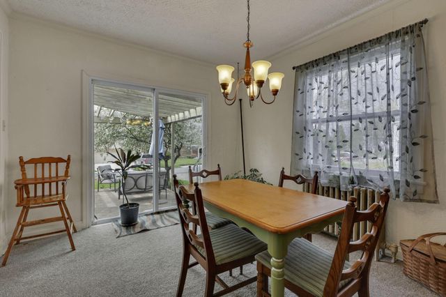 356 Lakeshore Drive W, Hebron, OH 43025